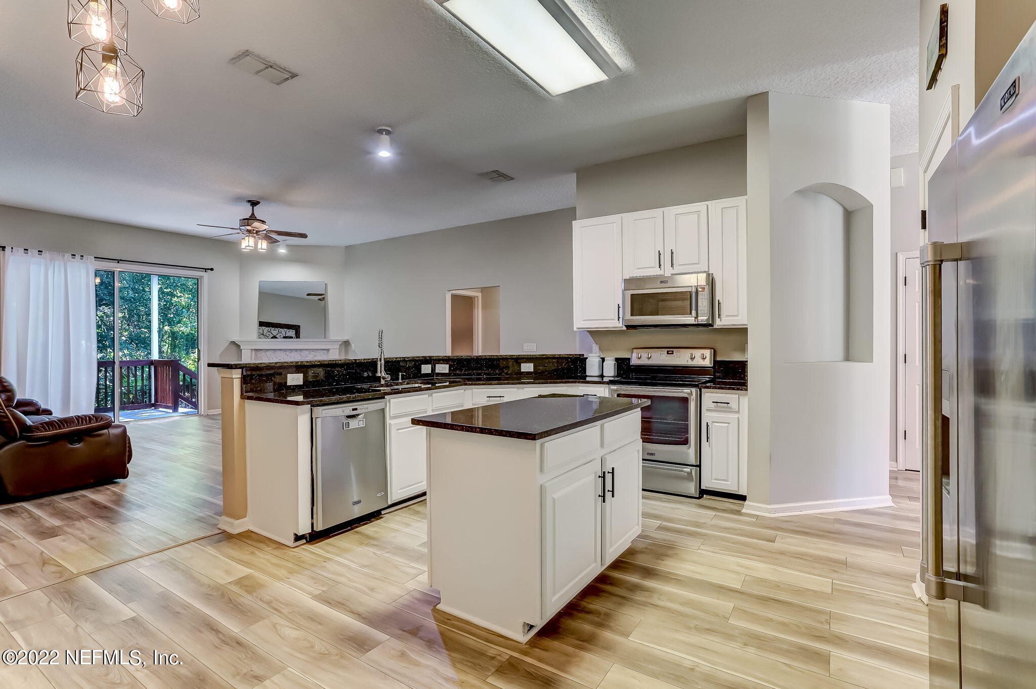 26-web-or-mls-26_LR_2506_Tall_Cedars_Rd_