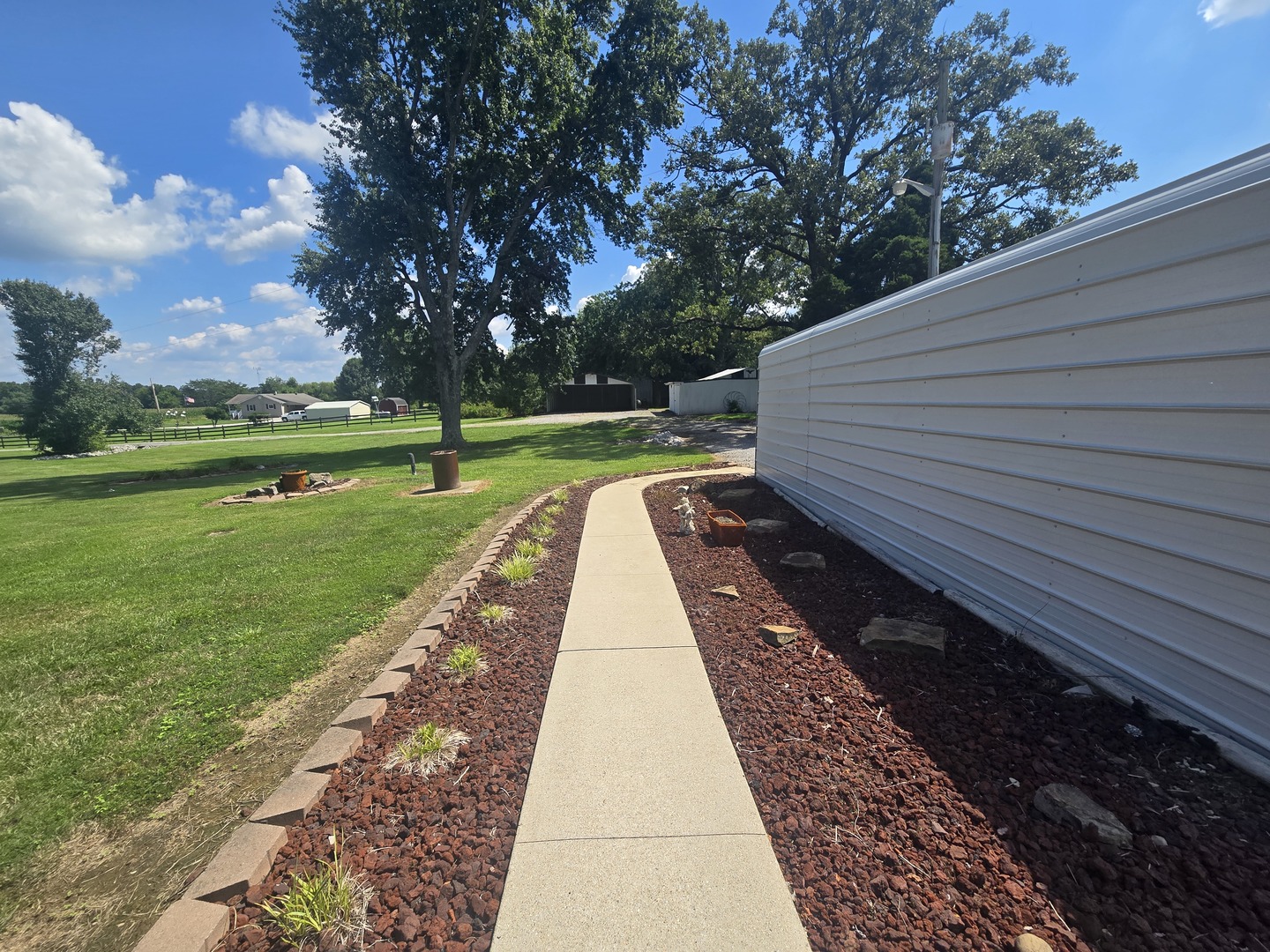11957 East Harrison Road Mount Vernon, IL 62864 - Photo 7 of 63
