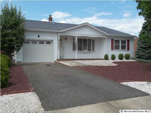 5 Garrett Road Toms River, NJ 08757 - Photo 1 of 20 Primary Photo