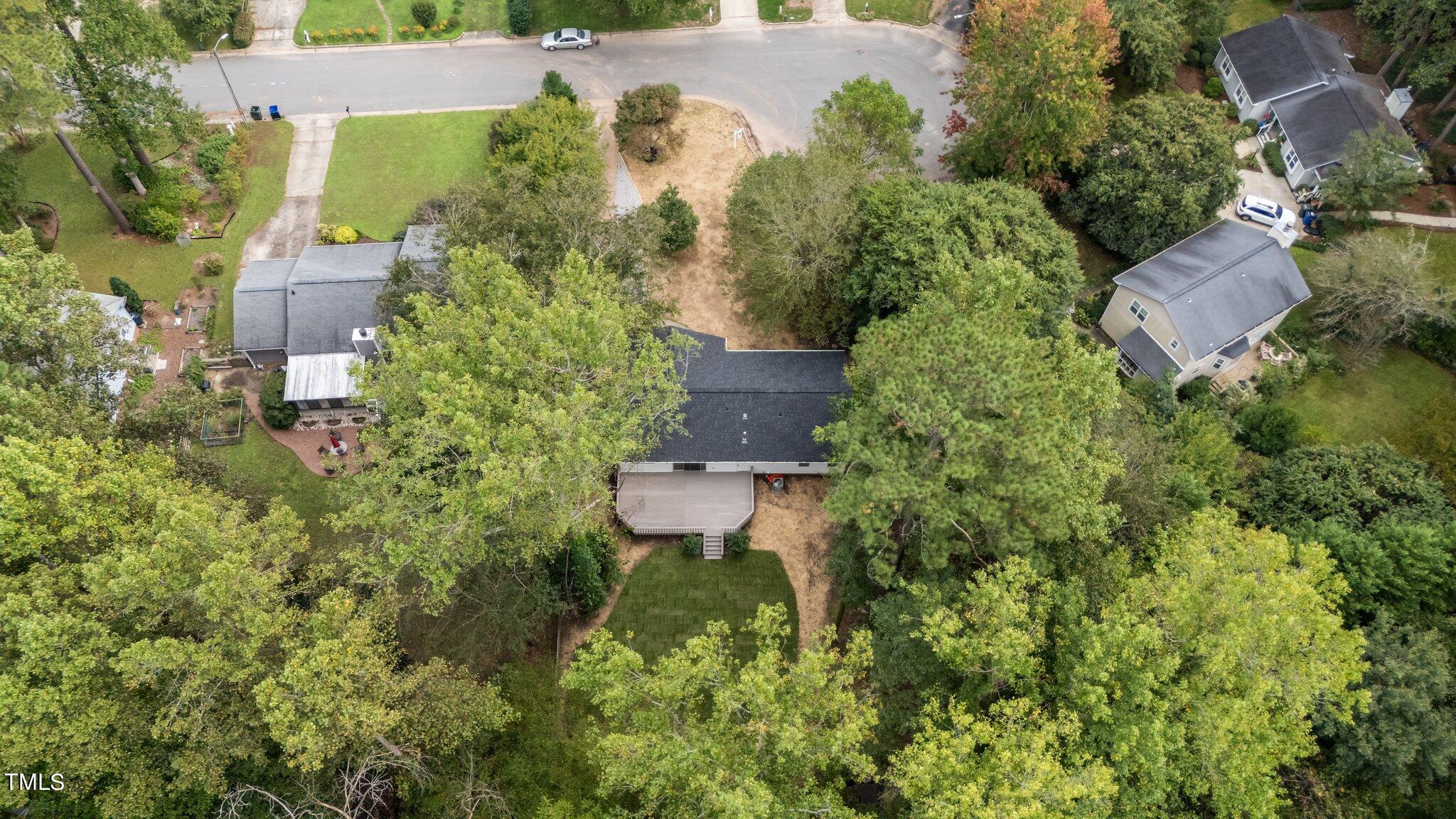 5405 Shadowbrook Drive Raleigh, NC 27612 - Photo 32 of 34 35-web-or-mls-DJI_20241004140515_0110_D