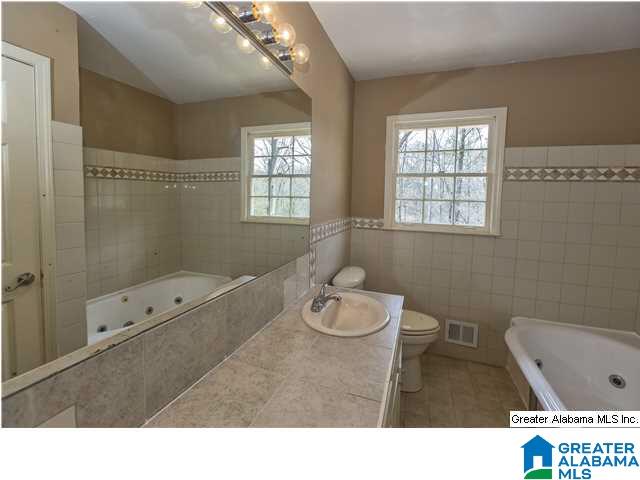 208 Remington Road Birmingham, AL 35215 - Photo 9 of 16