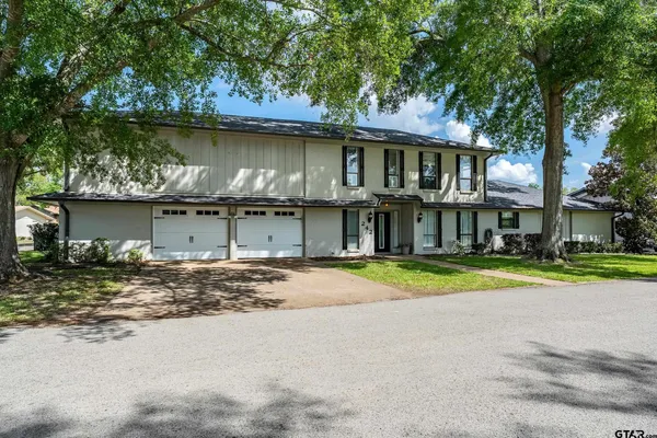 $489,999 | 242 South Bay Drive, Bullard, TX 75757