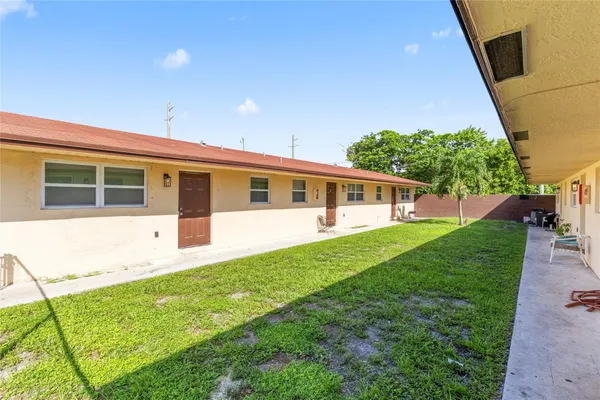 $799,999 | 229 Northwest 12th Court, Pompano Beach, FL 33060