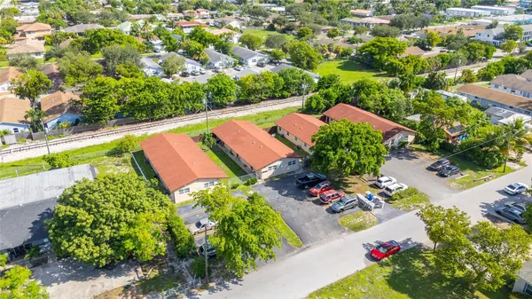 $799,999 | 229 Northwest 12th Court, Pompano Beach, FL 33060