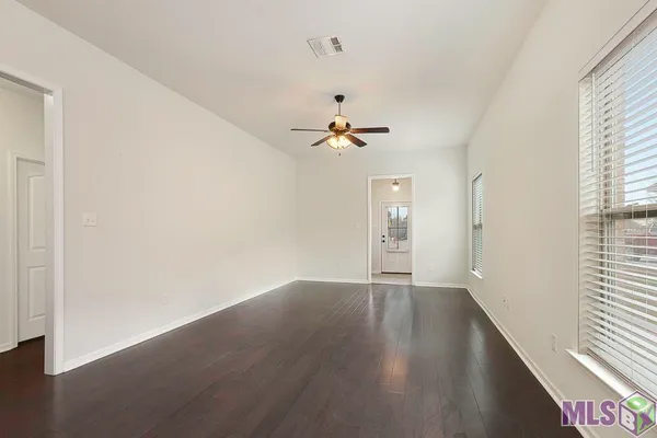 $244,900 | 32433 Curtis Cove Lane, Denham Springs, LA 70706