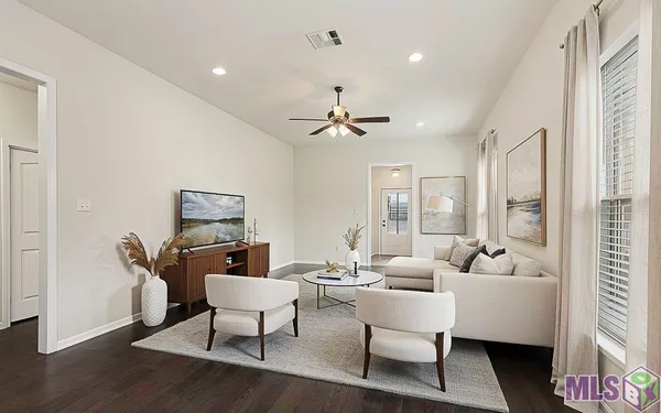 $244,900 | 32433 Curtis Cove Lane, Denham Springs, LA 70706