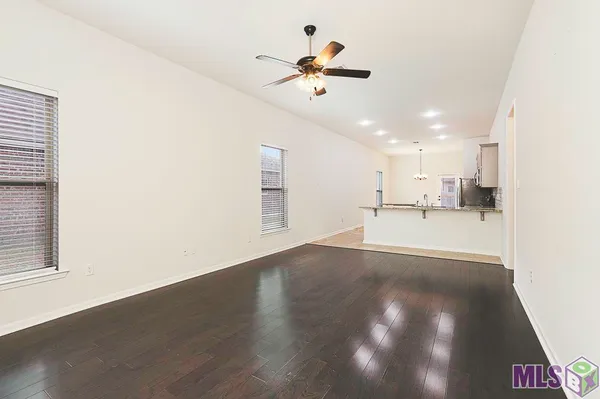 $244,900 | 32433 Curtis Cove Lane, Denham Springs, LA 70706