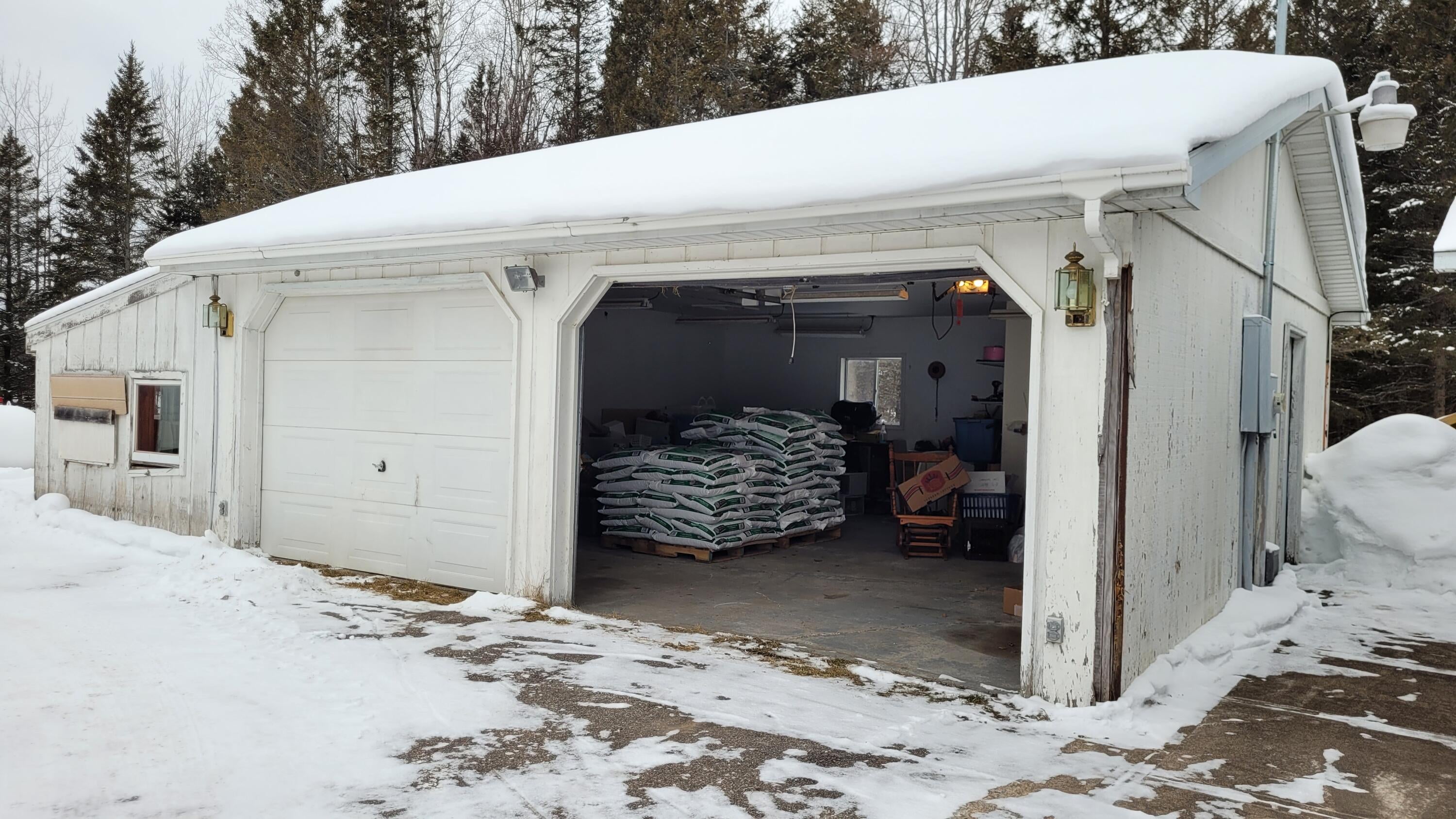 6128 South Piche Side Road Brimley, MI 49715 - Photo 2 of 25 Gallery Image 2