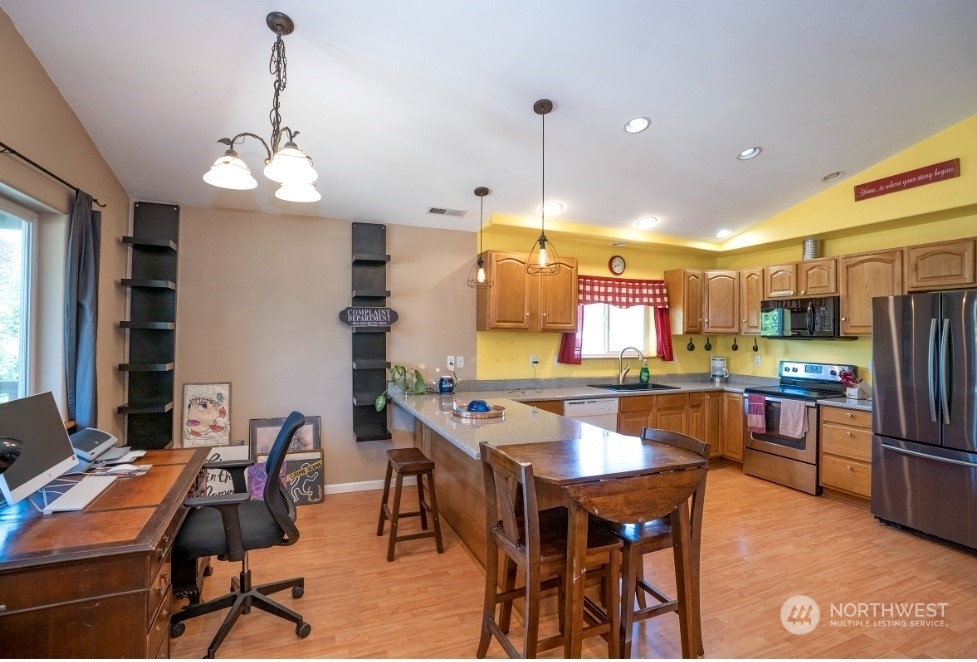 1124 J Street Centralia, WA 98531 - Photo 12 of 26