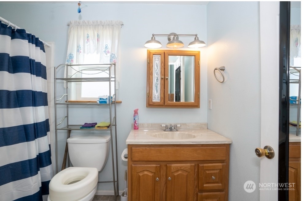 1124 J Street Centralia, WA 98531 - Photo 16 of 26