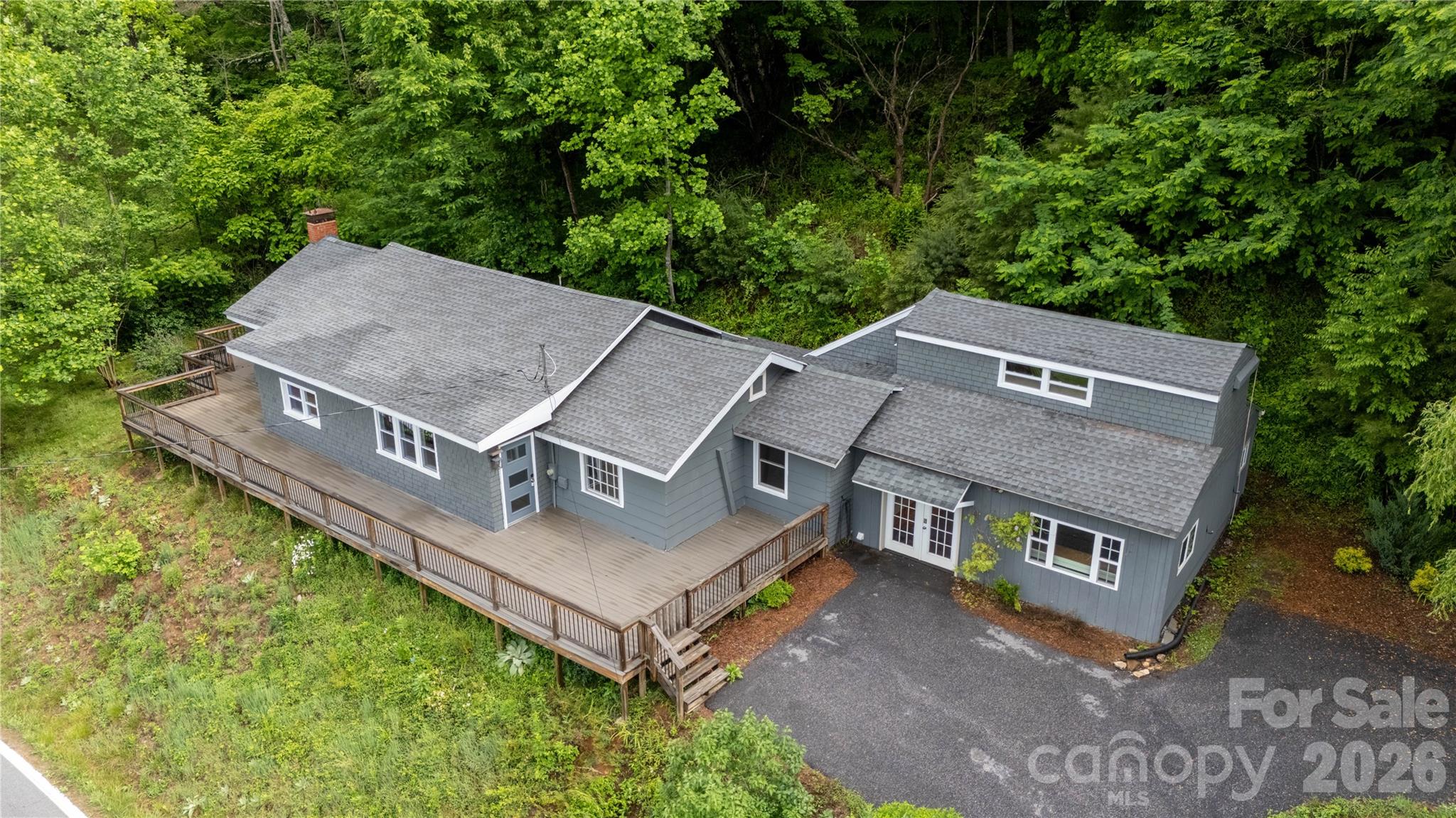 3477 Cane Creek Road Bakersville, NC 28705 - Photo 4 of 26
