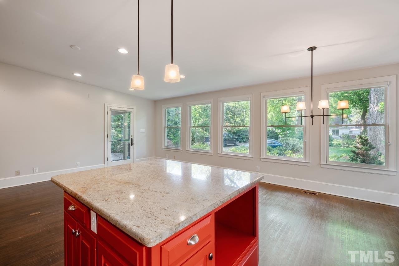 2709 Bedford Avenue Raleigh, NC 27607 - Photo 12 of 30