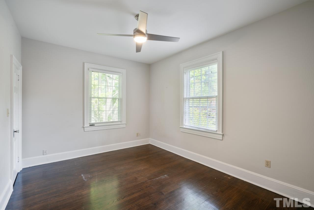 2709 Bedford Avenue Raleigh, NC 27607 - Photo 27 of 30