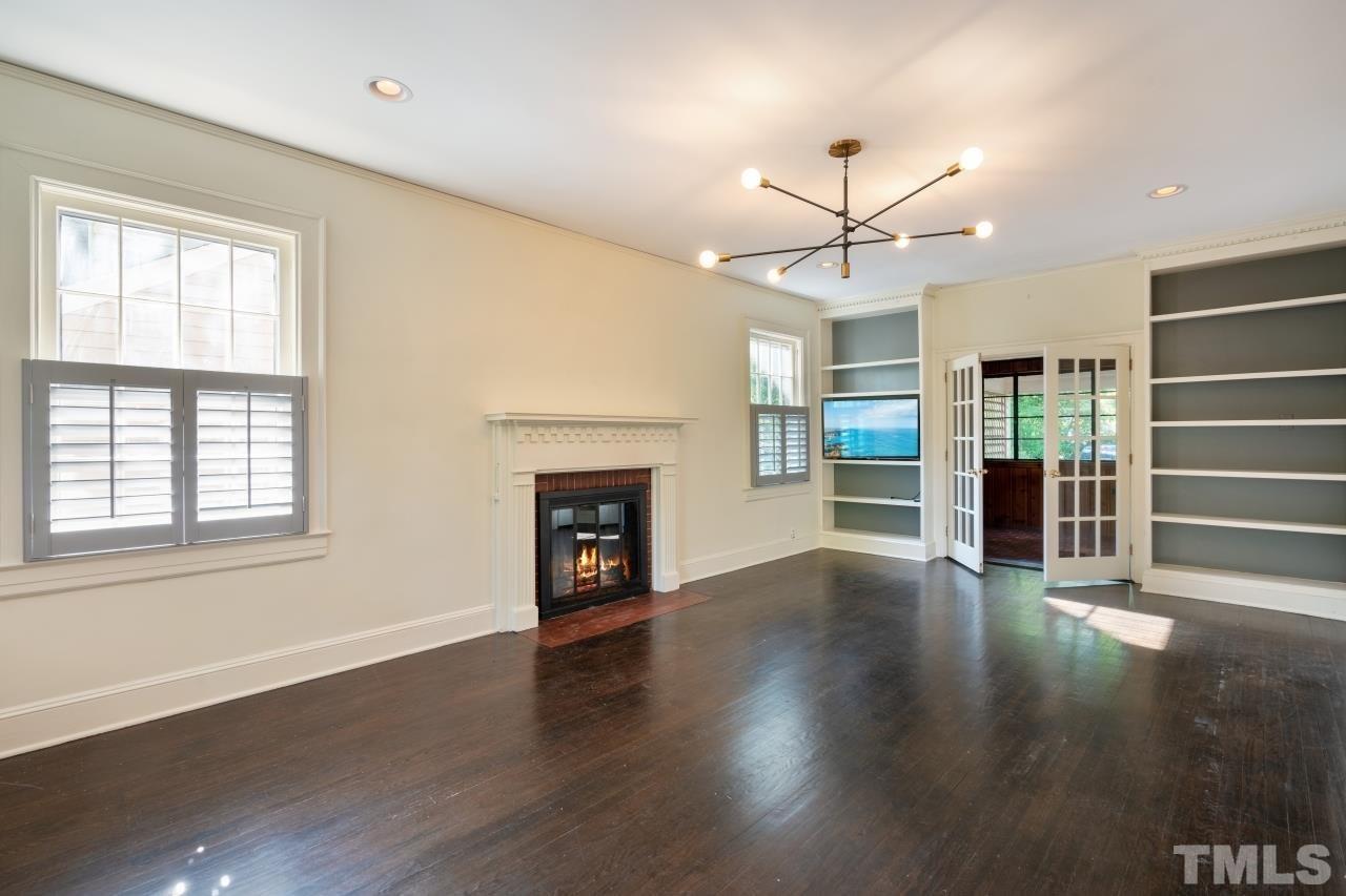 2709 Bedford Avenue Raleigh, NC 27607 - Photo 7 of 30