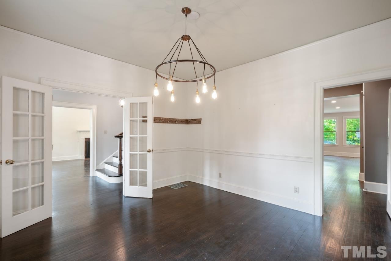 2709 Bedford Avenue Raleigh, NC 27607 - Photo 8 of 30