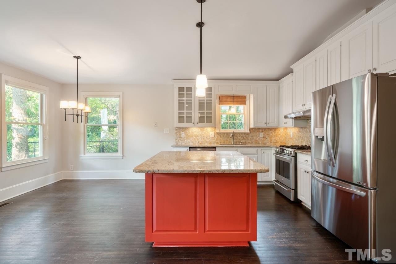 2709 Bedford Avenue Raleigh, NC 27607 - Photo 10 of 30