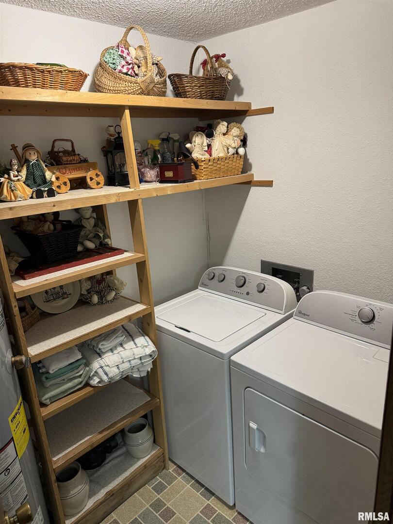 420 North 9th Street Benton, IL 62812 - Photo 18 of 26 a utility room with dryer and washer