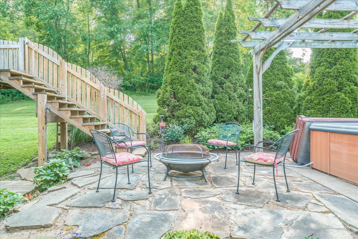 37000 Kingsbury Road Pomeroy, OH 45769 - Photo 42 of 69 patio
