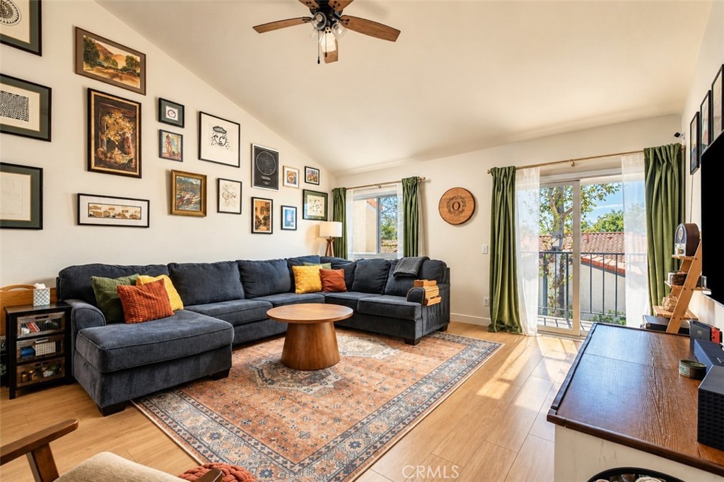 19565 Rinaldi Street, Unit 18 Porter Ranch, CA 91326 - Photo 6 of 31 Gallery Image 6