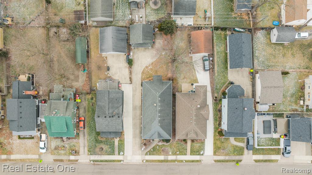 421 North Castell Avenue Rochester, MI 48307 - Photo 45 of 50