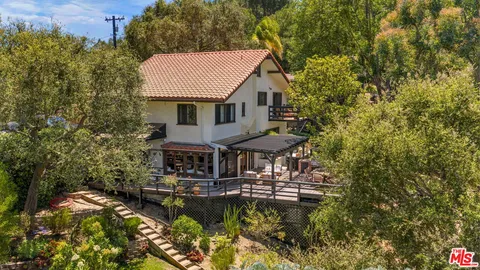 $2,195,000 | 19805 Valley View Drive, Topanga, CA 90290
