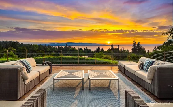 $2,995,000 | 17020 74th Avenue West, Edmonds, WA 98026