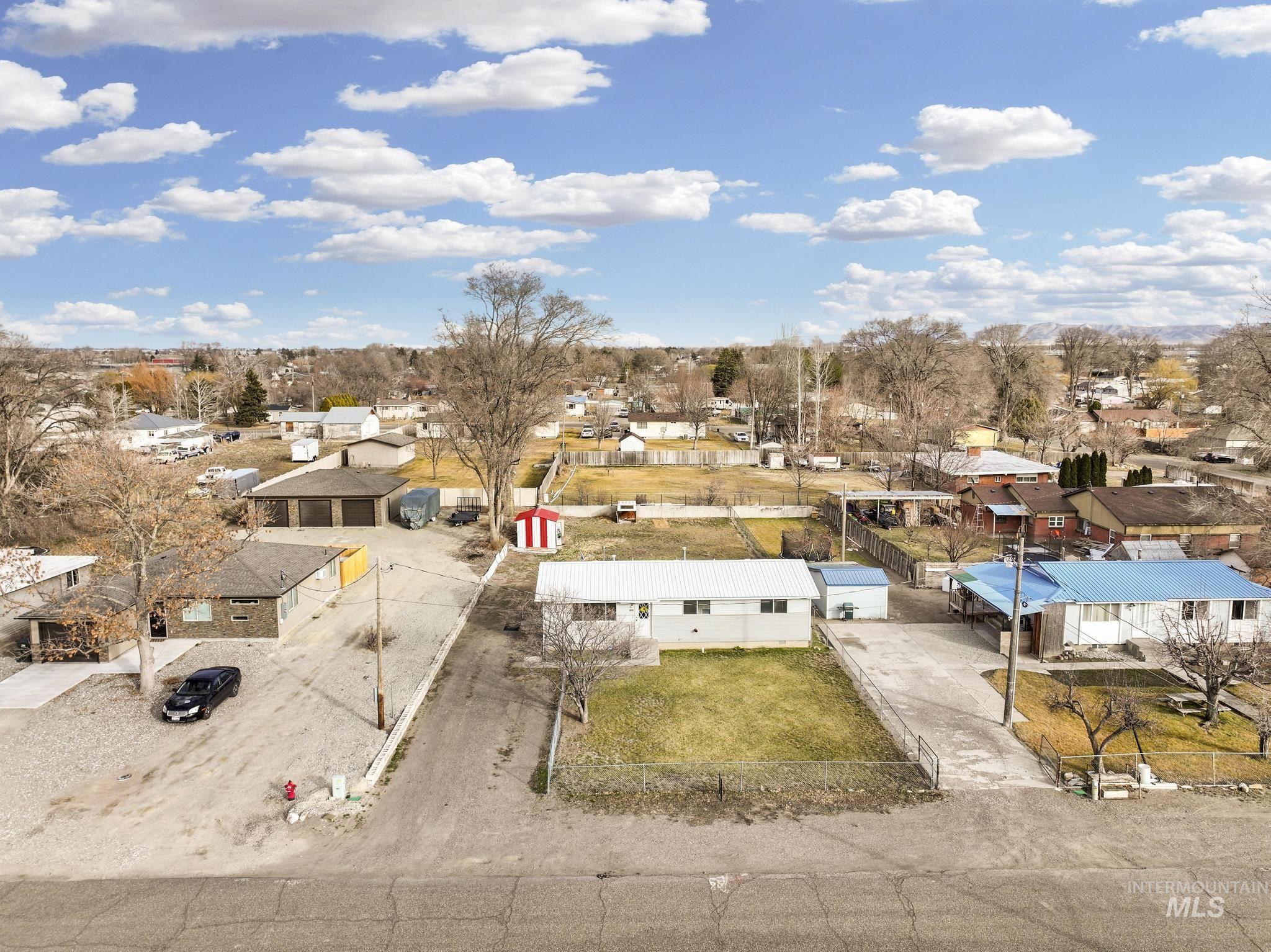 1840 V Street Heyburn, ID 83336 - Photo 31 of 45 Aerial perspective of suburban area