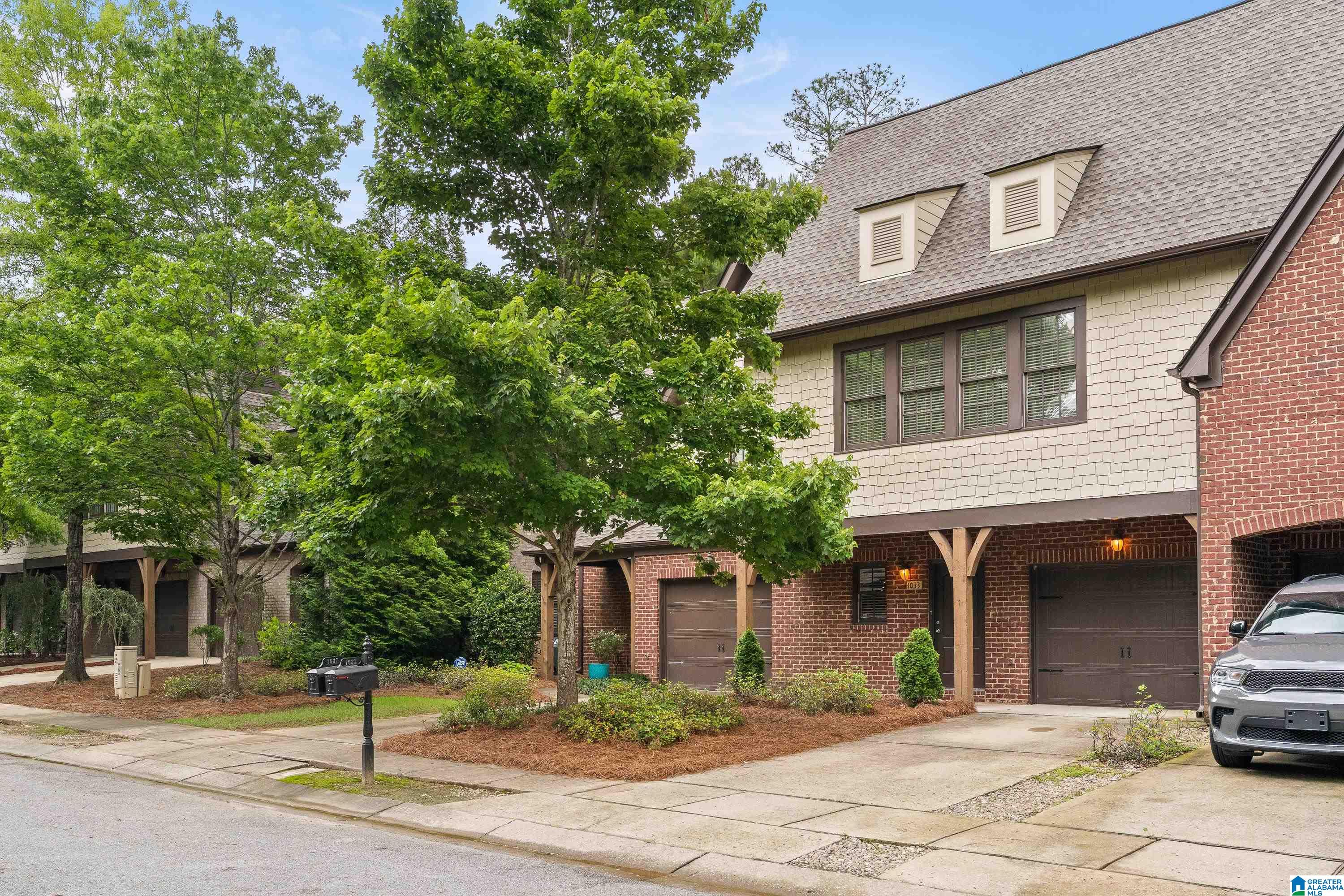 1033 Inverness Cove Way Birmingham, AL 35242 - Photo 2 of 49