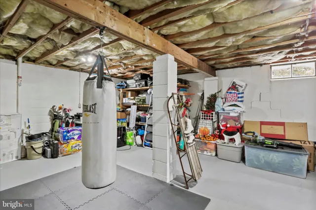 $242,900 | 1660 Hawthorne Lane, Chambersburg, PA 17202