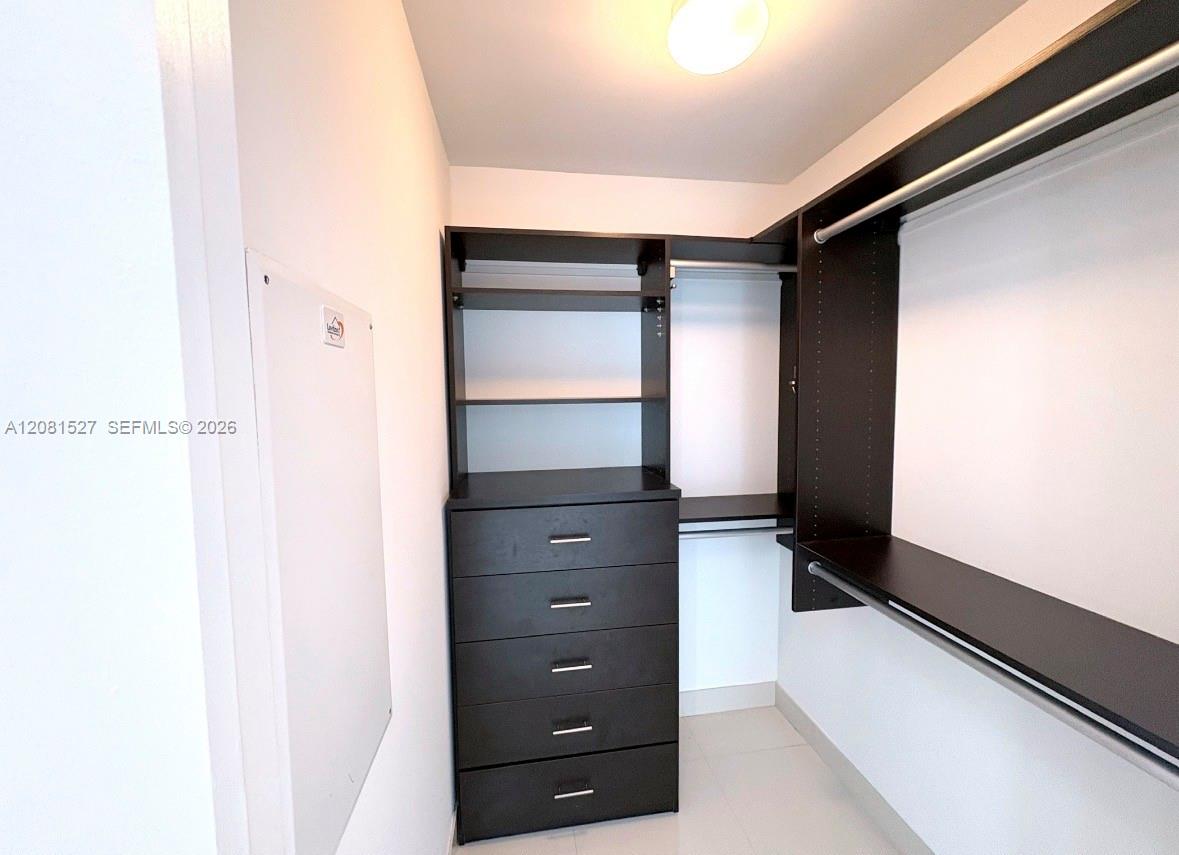 90 Southwest 3rd Street, Unit PH08 Miami, FL 33130 - Photo 10 of 14 Gallery Image 10