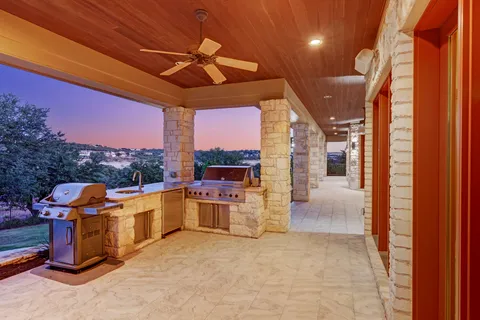 $4,500,000 | 19586 Sandcastle Drive, Spicewood, TX 78669