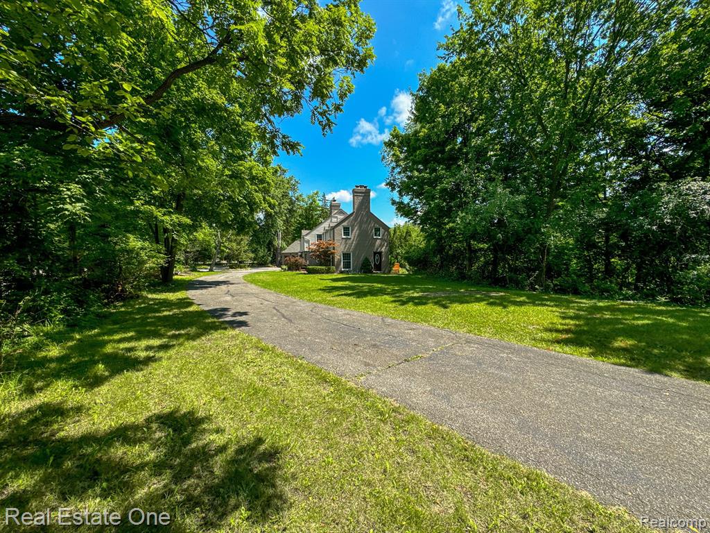 30600 Lahser Road Beverly Hills, MI 48025 - Photo 50 of 59