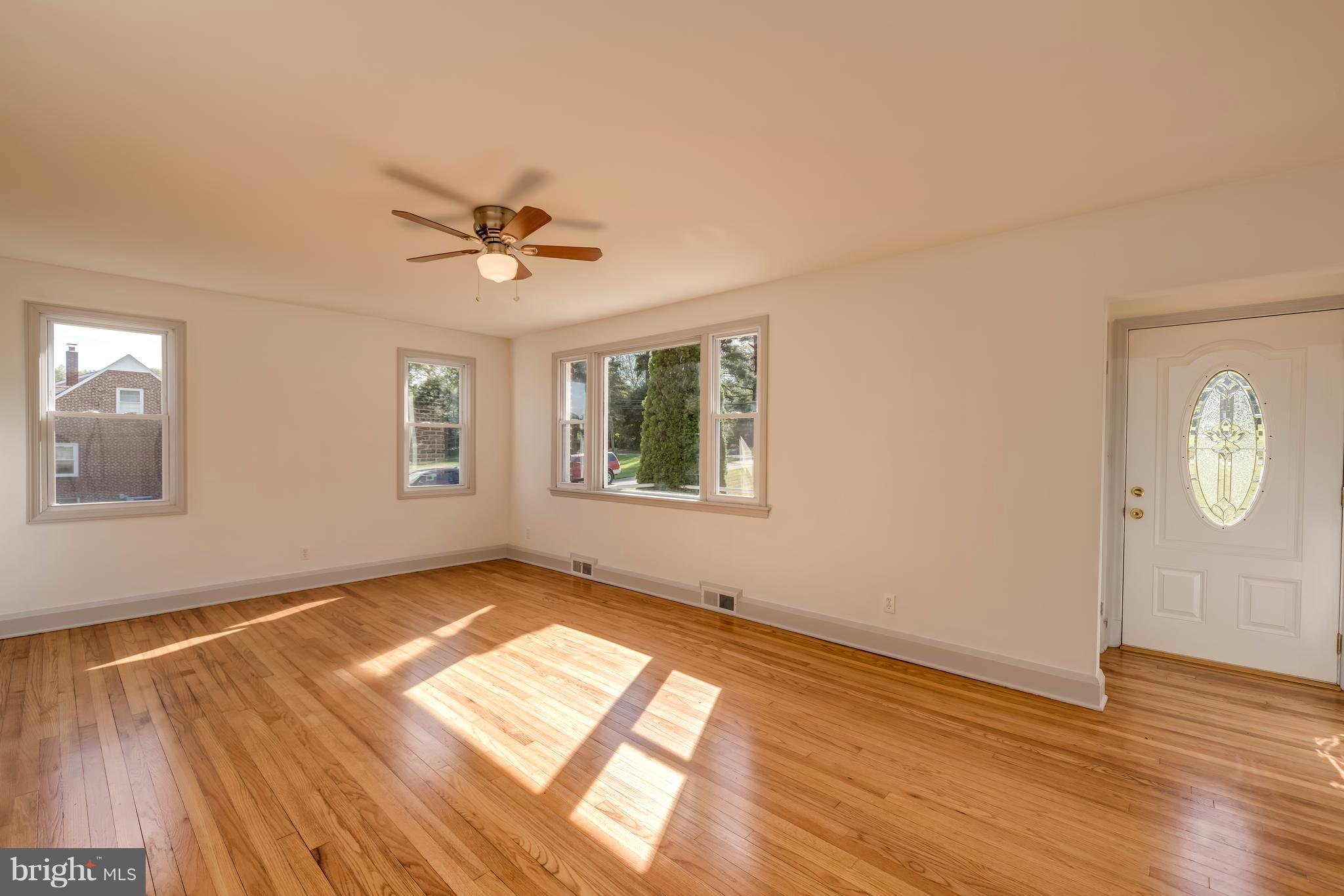 13327 Fork Road Baldwin, MD 21013 - Photo 4 of 23 Sun filled living room w/lg picture window