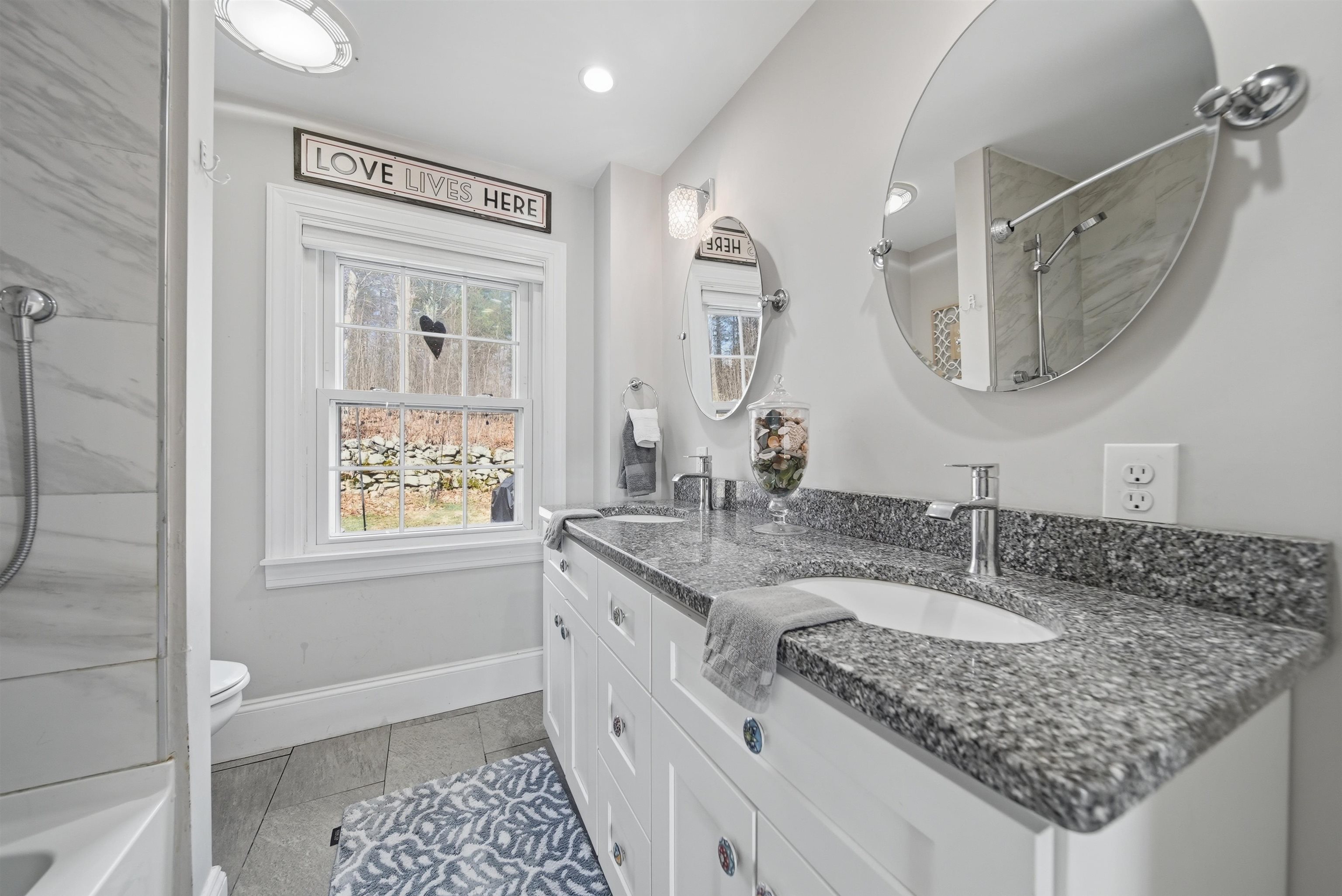 209 Hooksett Road Auburn, NH 03032 - Photo 16 of 50