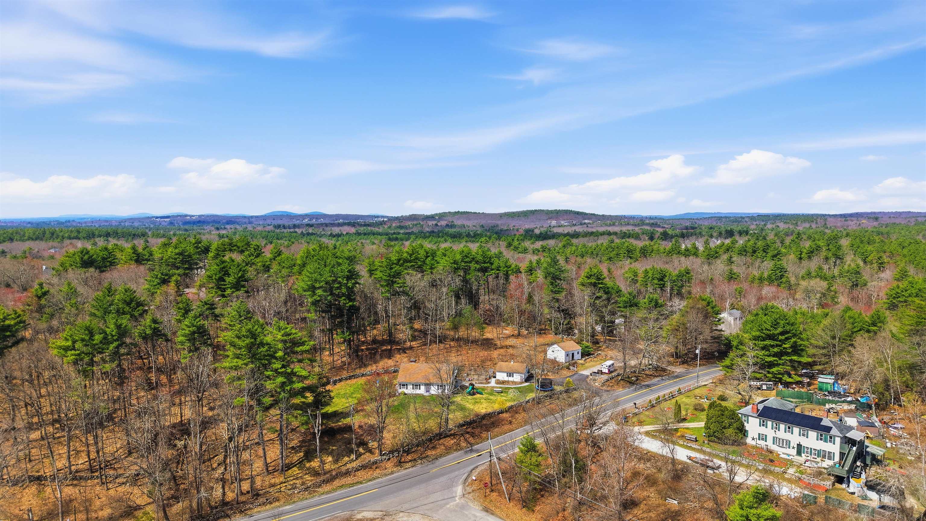 209 Hooksett Road Auburn, NH 03032 - Photo 36 of 50