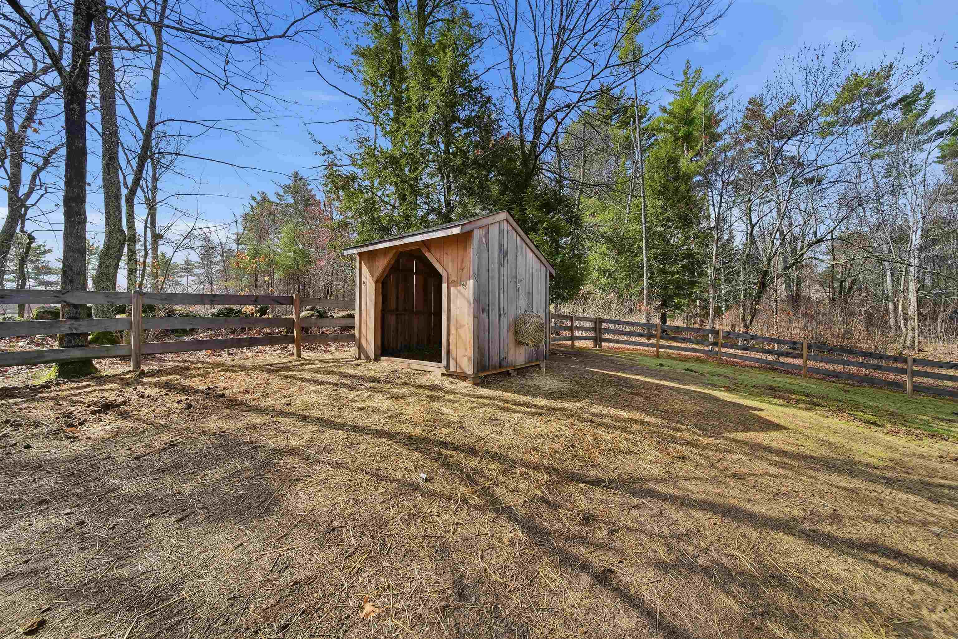 209 Hooksett Road Auburn, NH 03032 - Photo 43 of 50