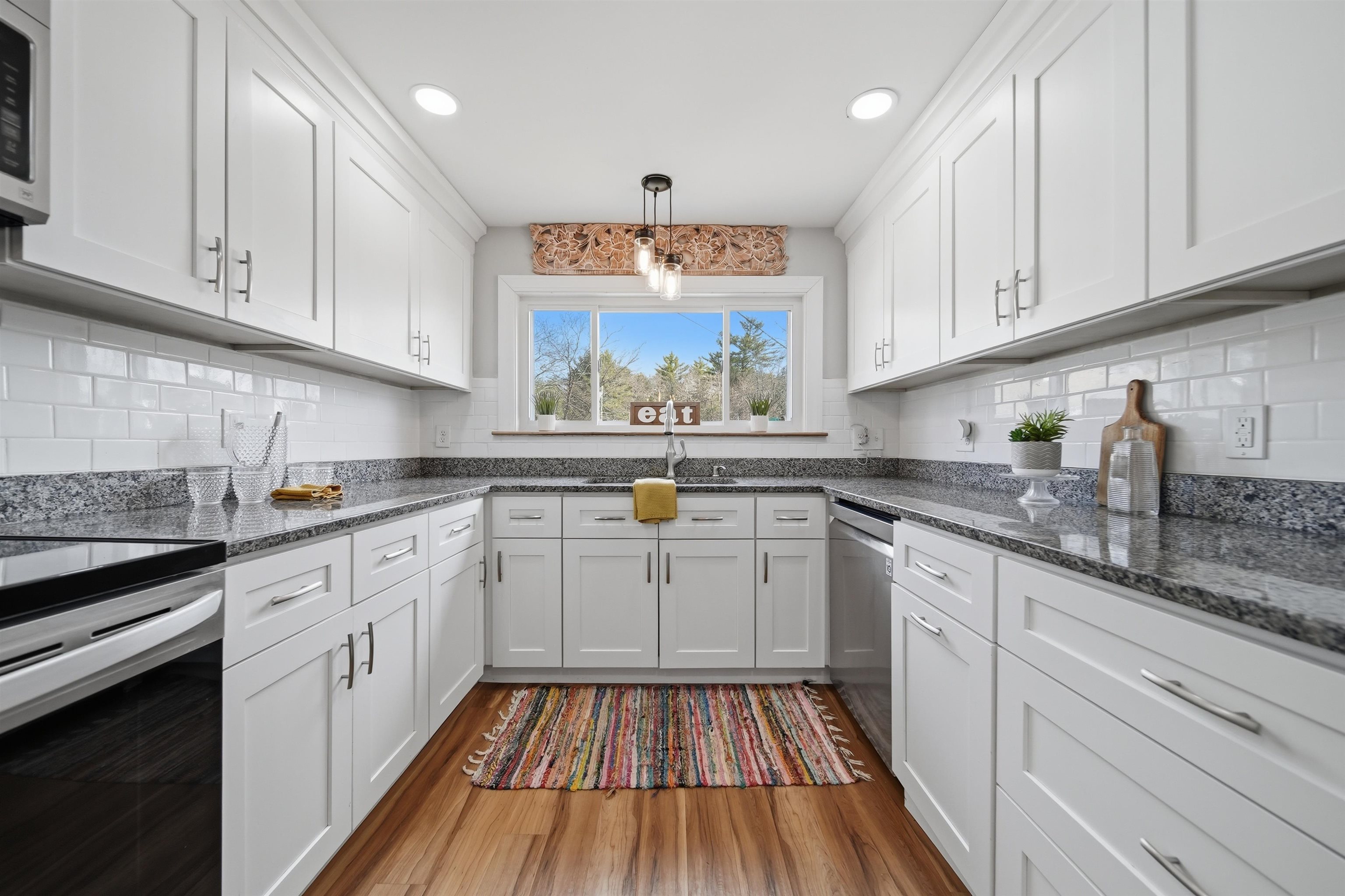 209 Hooksett Road Auburn, NH 03032 - Photo 7 of 50