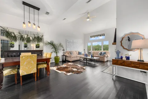 $699,000 | 6905 Crosby Circle, Unit 16, Austin, TX 78746