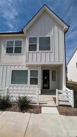 $2,350 | 1276 Brawley School Road, Unit F, Mooresville, NC 28117