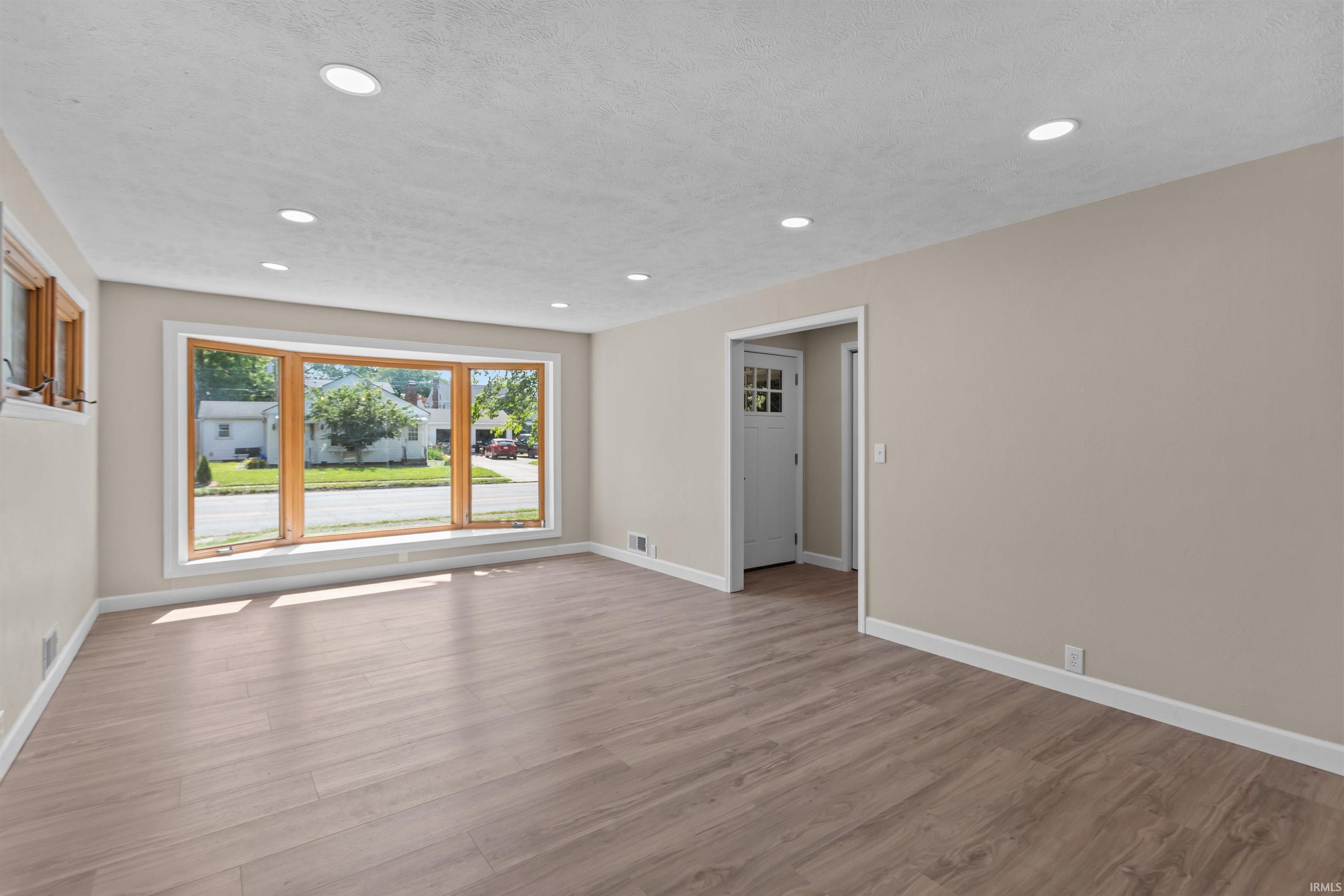 219 North Berkley Road Kokomo, IN 46901 - Photo 11 of 29
