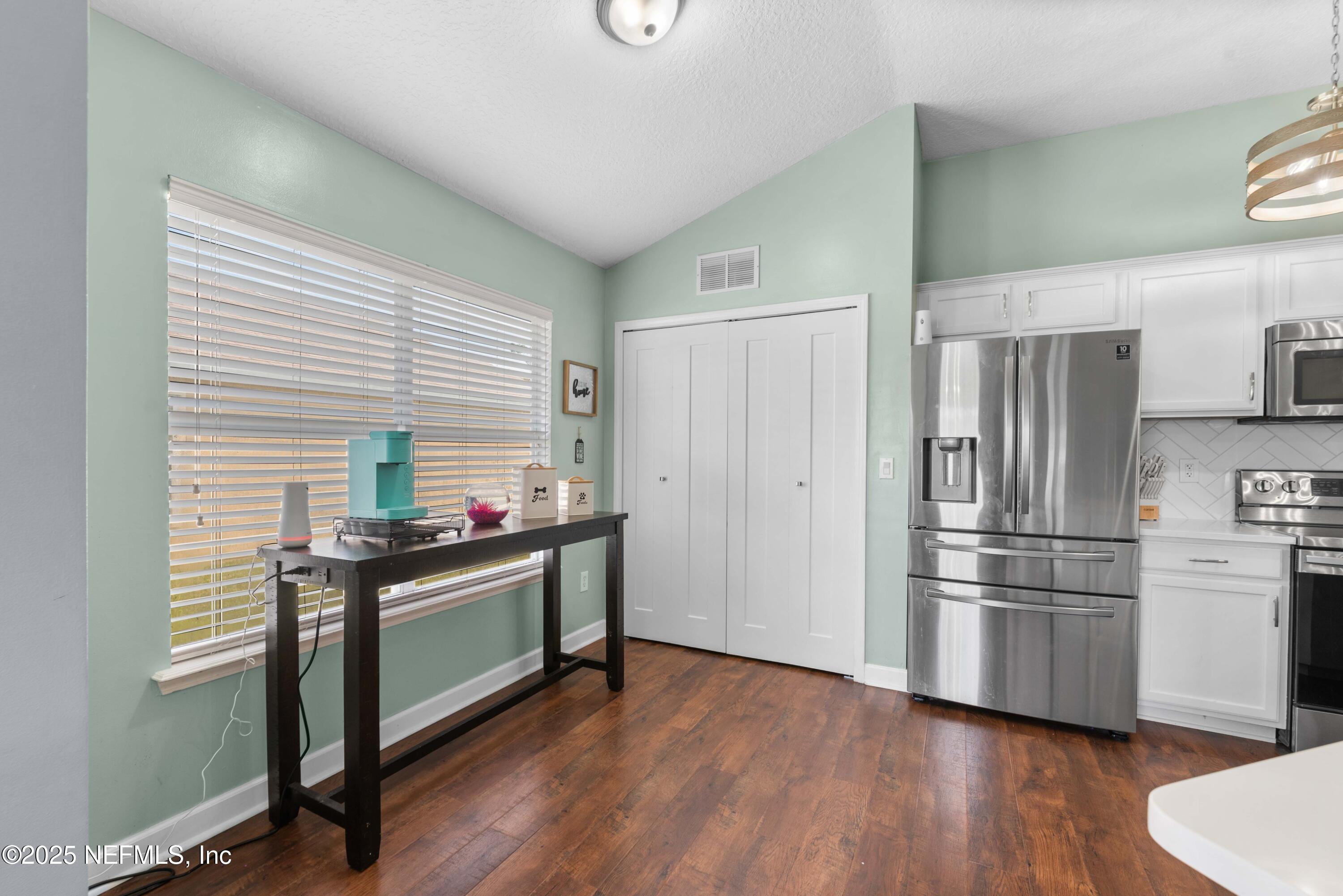 45311 Ingleham Circle Callahan, FL 32011 - Photo 18 of 40 Kitchen