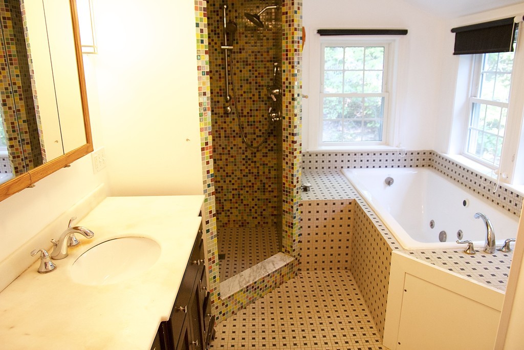 60 Indian Hill Road Worcester, MA 01606 - Photo 11 of 28 Gallery Image 11
