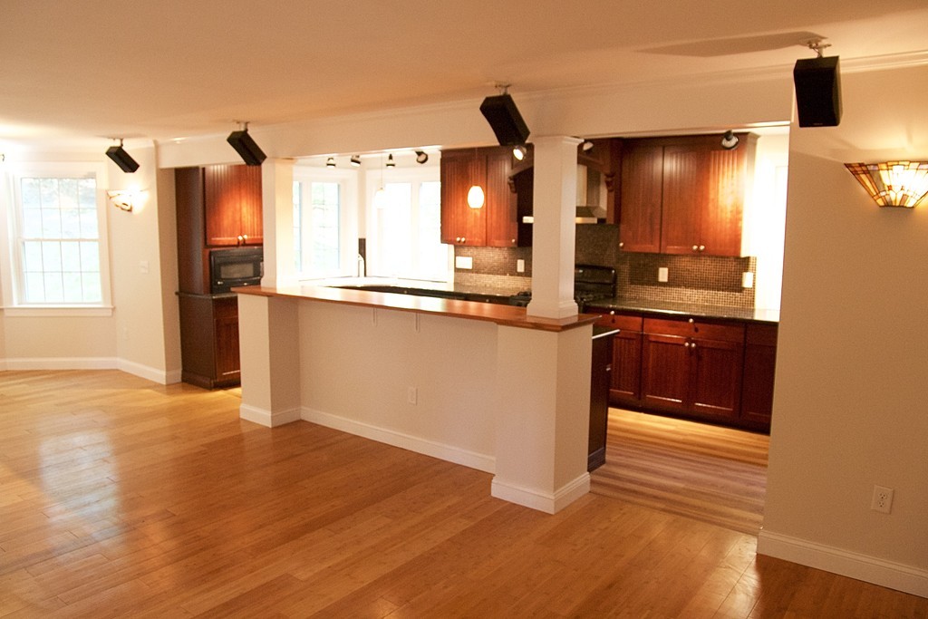 60 Indian Hill Road Worcester, MA 01606 - Photo 5 of 28 Gallery Image 5