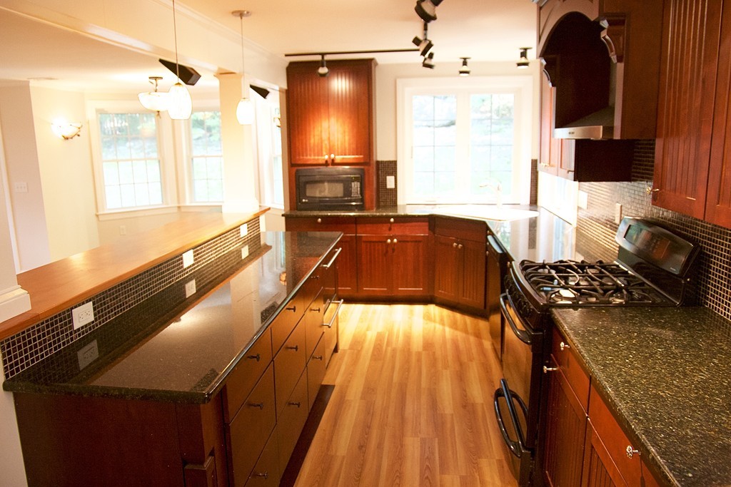60 Indian Hill Road Worcester, MA 01606 - Photo 6 of 28 Gallery Image 6