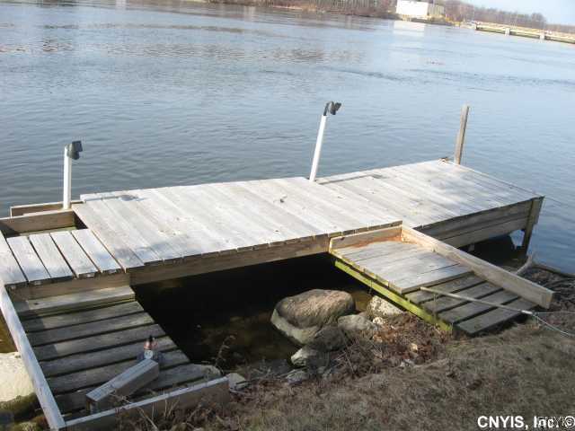 21 State Street Schroeppel, NY 13135 - Photo 7 of 16 Exterior Front