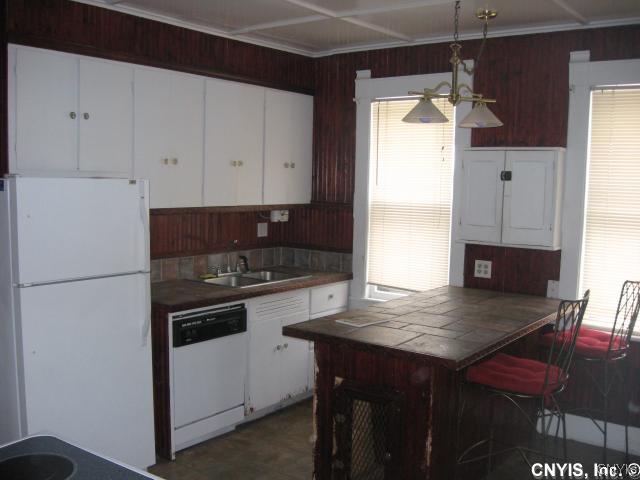 21 State Street Schroeppel, NY 13135 - Photo 8 of 16 Exterior Front