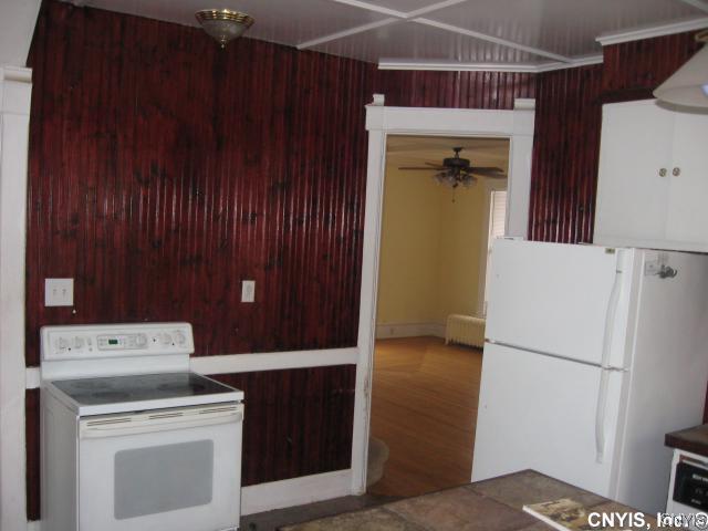 21 State Street Schroeppel, NY 13135 - Photo 9 of 16 Exterior Front