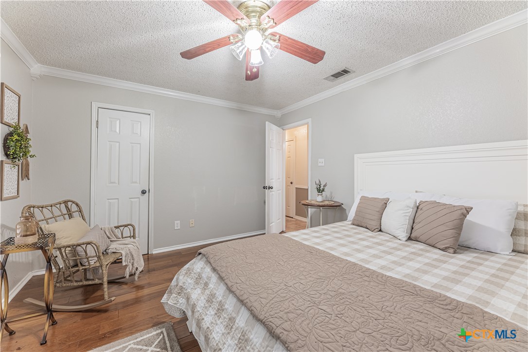 310 North 8th Street Nolanville, TX 76559 - Photo 21 of 31 Cozy Bedroom With Abundant Space