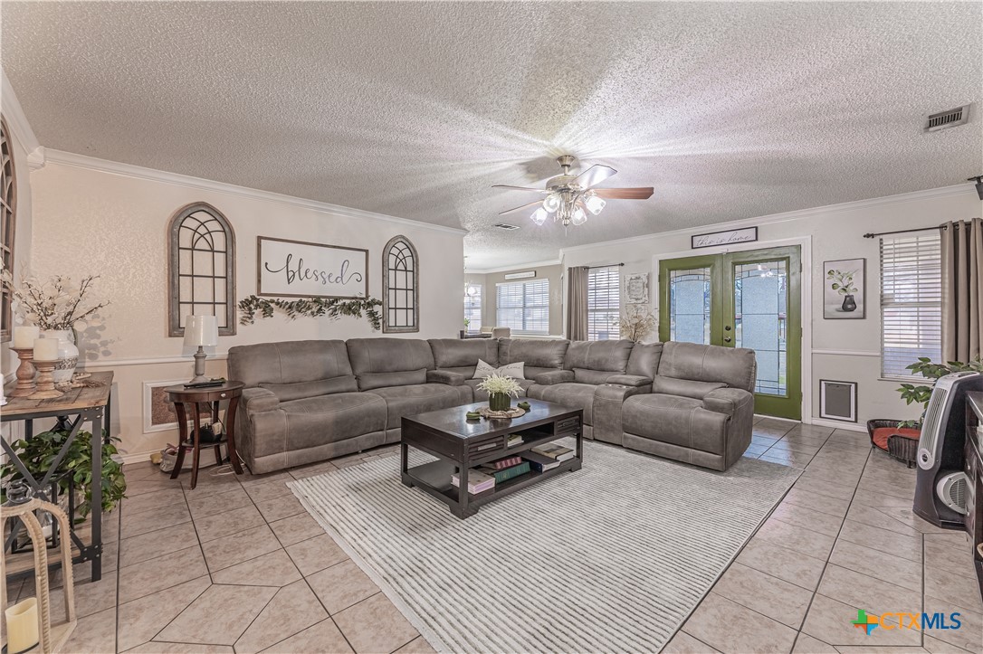 310 North 8th Street Nolanville, TX 76559 - Photo 4 of 31 Spacious and Stunning Living Area