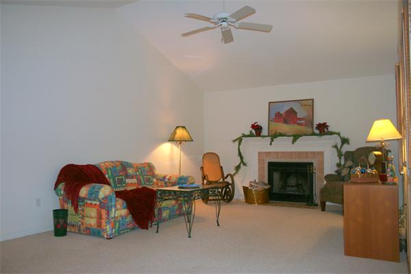 291 Potter Road Framingham, MA 01701 - Photo 6 of 11